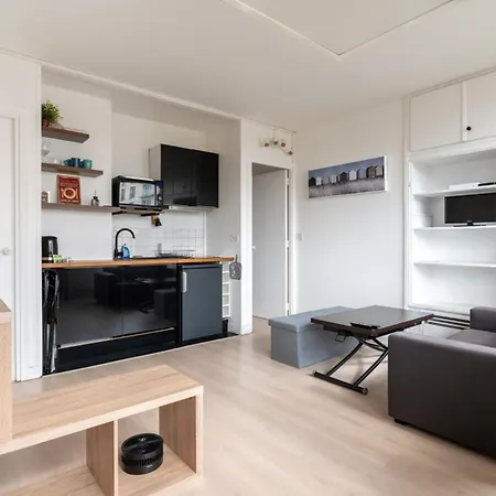 Apartment High-rise Studio Flat W City Viewsporte Dauphine